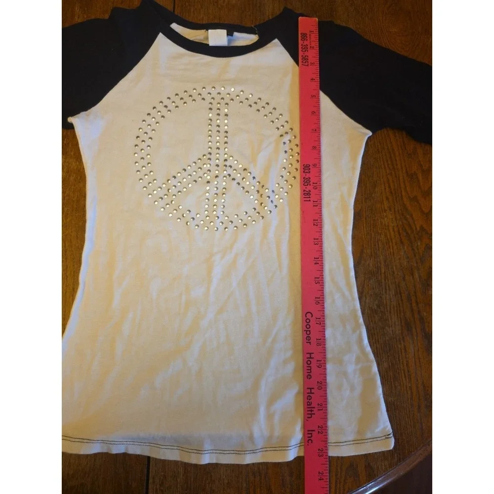 Rue 21 Y2K Grunge t shirt 3/4 Sleeve Rhinestone Peace Shirt Size Large USA Made - Picture 4 of 6